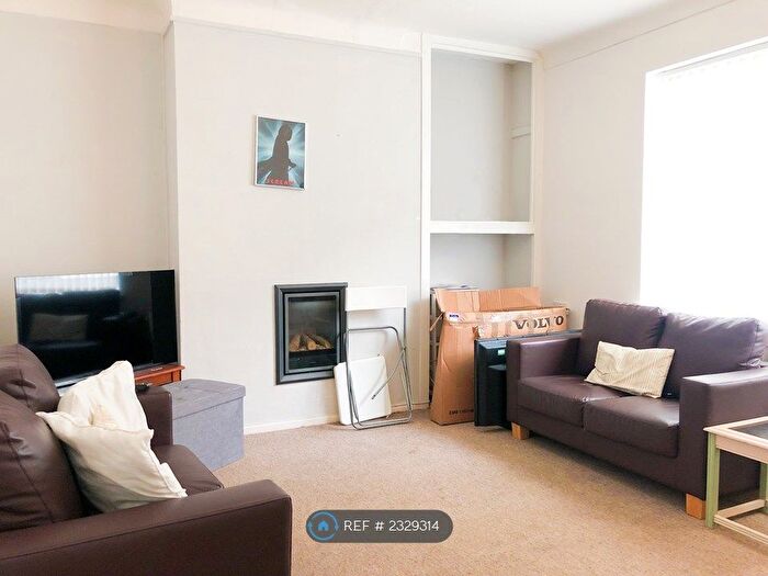 2 Bedroom Flat To Rent In Langdale Road, Liverpool, L15