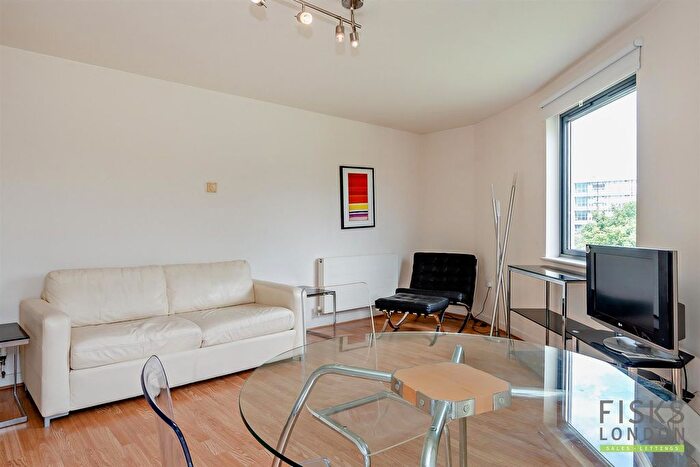 1 Bedroom Flat To Rent In Douglas Path, London, E14