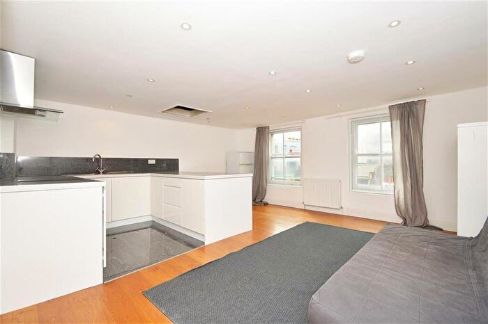 3 Bedroom Apartment To Rent In Brick Lane, London, E1