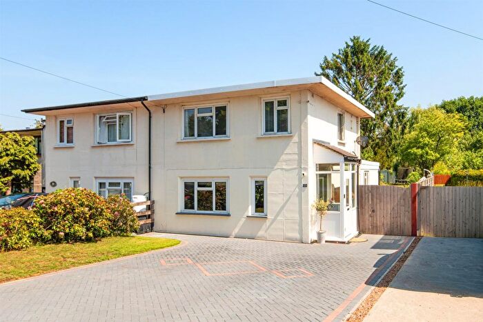 3 Bedroom Semi Detached House For Sale In Leigh Road, Hildenborough - Chain Free, TN11