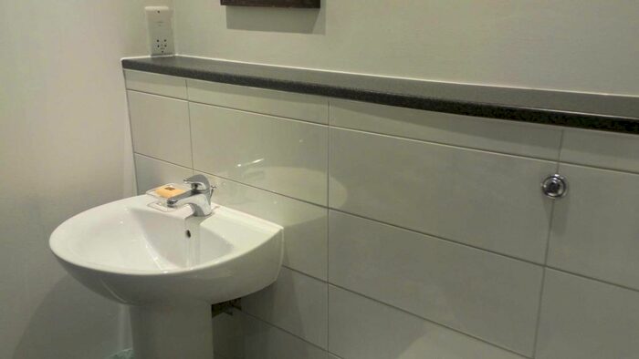 2 Bedroom Flat To Rent In Water Street, Castlefield, M3