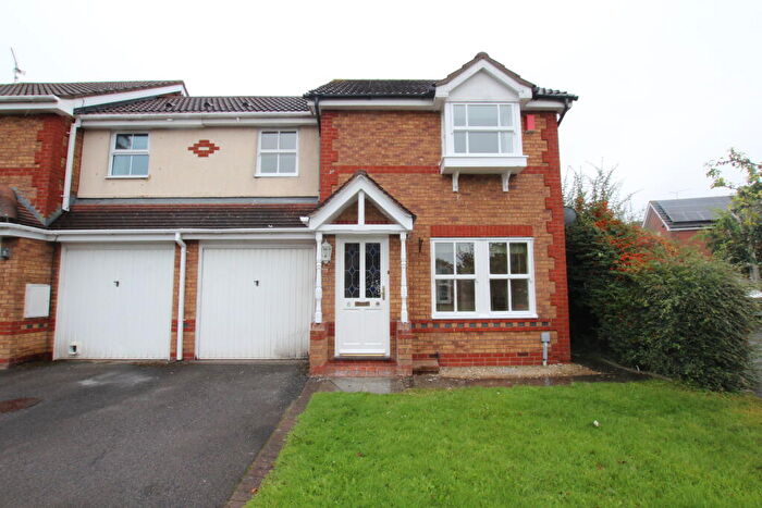 3 Bedroom Terraced House To Rent In Horcott Road, Peatmoor, Swindon, SN5