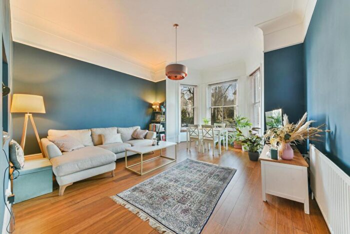 1 Bedroom Apartment To Rent In Church Road, Crystal Palace, London, SE19