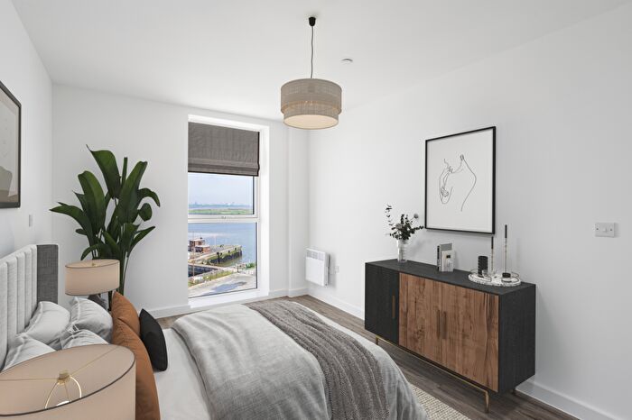1 Bedroom Apartment For Sale In Cavalier Court, Chatham Docks, Gillingham, Medway, ME4