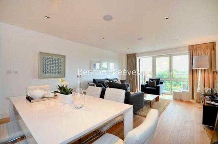 2 Bedroom Flat To Rent In Kew Bridge Road, Brentford, TW8