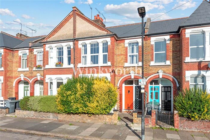 2 Bedroom Maisonette To Rent In Southey Road, London, N15