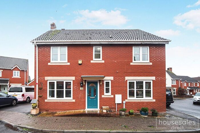 4 Bedroom Detached House For Sale In Merrifields Cotford St. Luke, Taunton, TA4