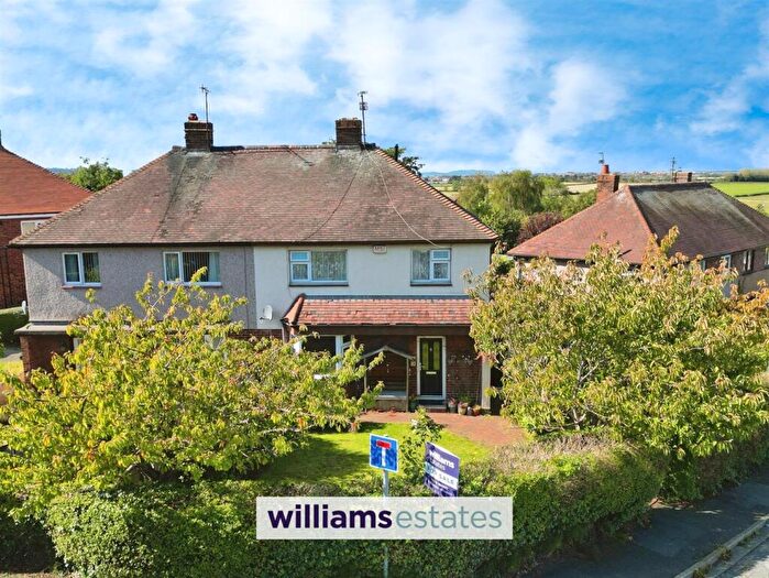 3 Bedroom Semi-Detached House For Sale In Ffordd Gwilym, Prestatyn, LL19