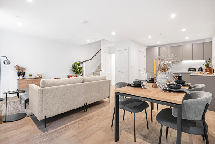 2 Bedroom Apartment To Rent In Palmer Street, Reading, RG1