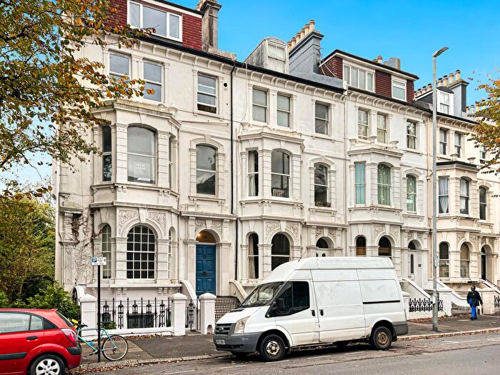 2 Bedroom Flat For Sale In Tisbury Road | Hove, BN3