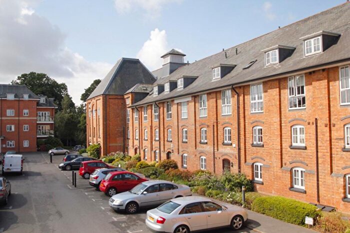 3 Bedroom Apartment To Rent In George Morland House, Abingdon, OX14