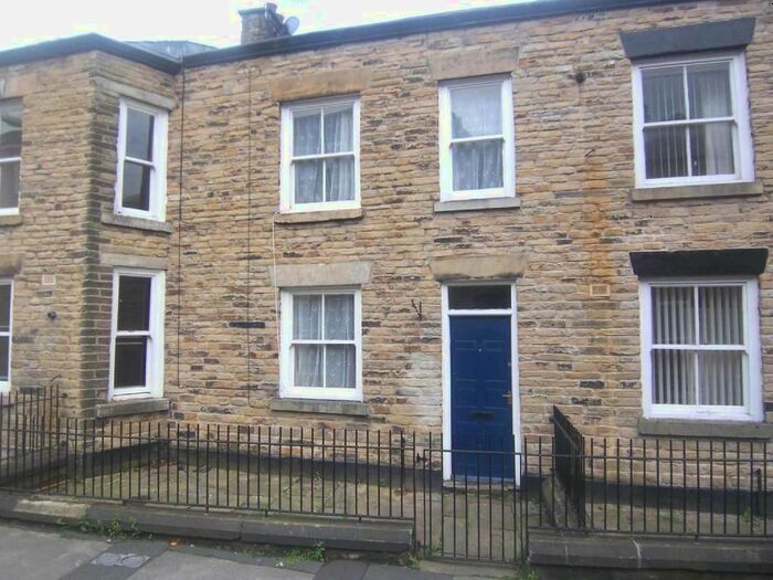 2 Bedroom Terraced House To Rent In High Street, New Mills, SK22