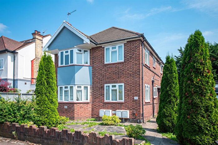 1 Bedroom Flat To Rent In Woodlands Avenue, London, N3