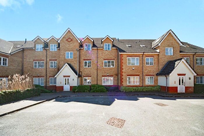 1 Bedroom Flat For Sale In The Wickets, Luton, LU2