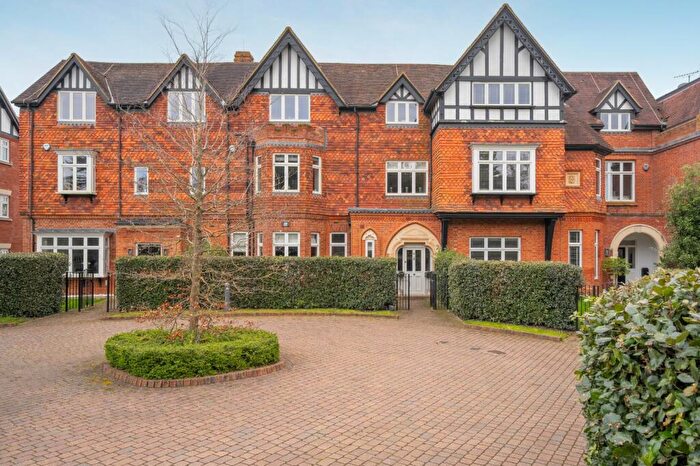 5 Bedroom Terraced House For Sale In Drift Road, Winkfield, Windsor, Berkshire, SL4