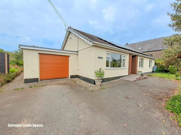 3 Bedroom Detached Bungalow For Sale In Lon Capel, Dwyran, Llanfairpwllgwyngyll, LL61