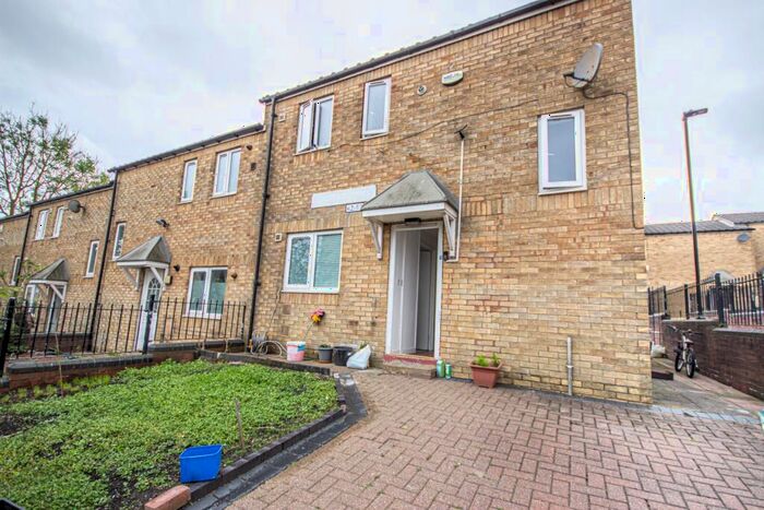 2 Bedroom End Of Terrace House To Rent In Sovereign Place, Newcastle Upon Tyne, Tyne And Wear, NE4