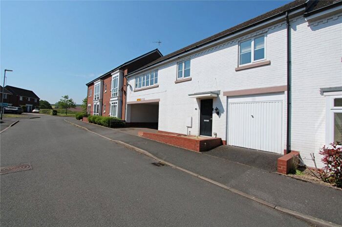 2 Bedroom Mews For Sale In Castlemill Close, Weston, Stafford, Staffordshire, ST18