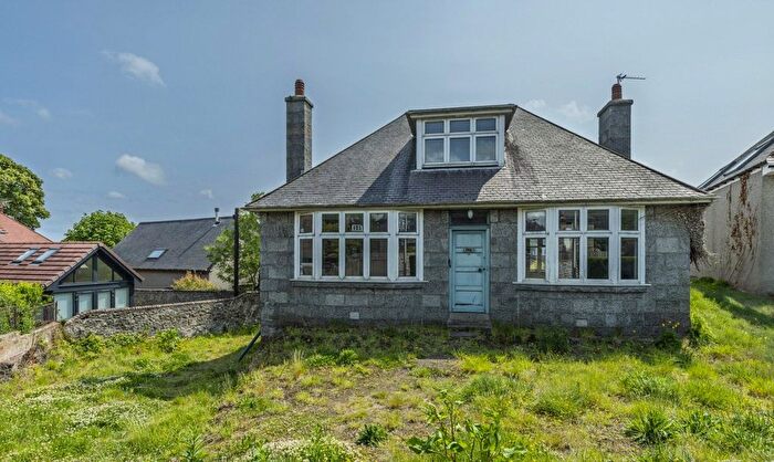 3 Bedroom Detached House For Sale In Oakhill Crescent, Aberdeen, AB15