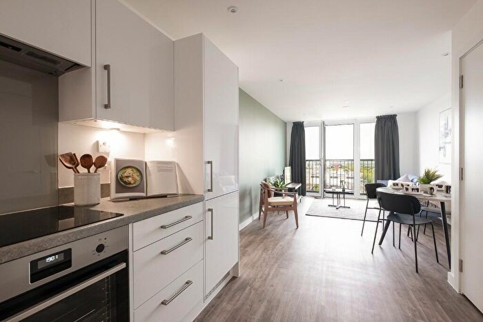 2 Bedroom Apartment To Rent In Apartment, The Almere, Avebury Boulevard, Milton Keynes, Buckinghamshire, MK9