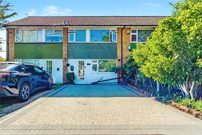 2 Bedroom Terraced House For Sale In Brighton Road, Purley, CR8
