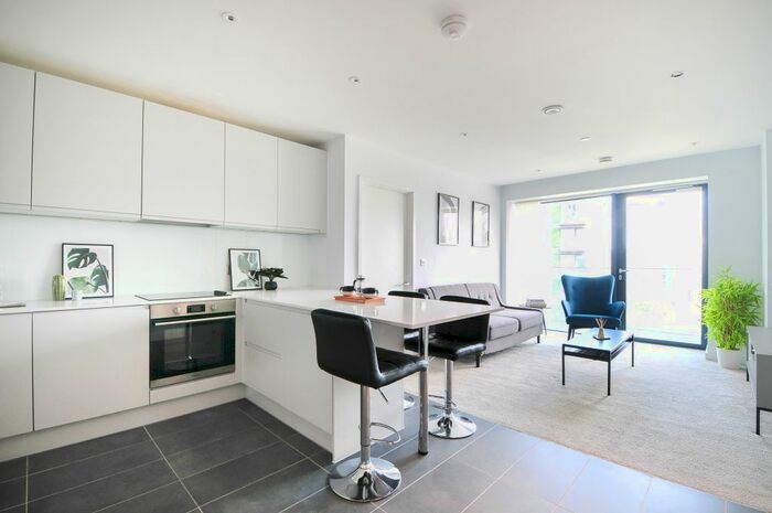 2 Bedroom Flat To Rent In Bury Street, Salford, M3
