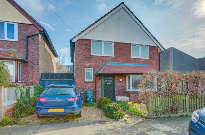 3 Bedroom Detached House To Rent In Dorothy Road, Hove, East Sussex, BN3