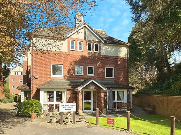 2 Bedroom Flat To Rent In Heathdene Manor, Grandfield Avenue, Watford, Hertfordshire, WD17