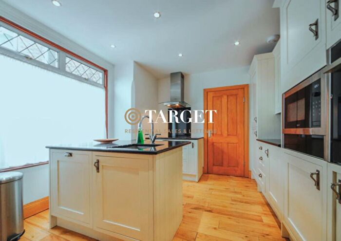 3 Bedroom End Terrace House To Rent In Clarence Road, EN3