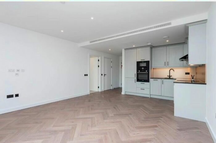 1 Bedroom Flat To Rent In Merino Gardens, London, E1W