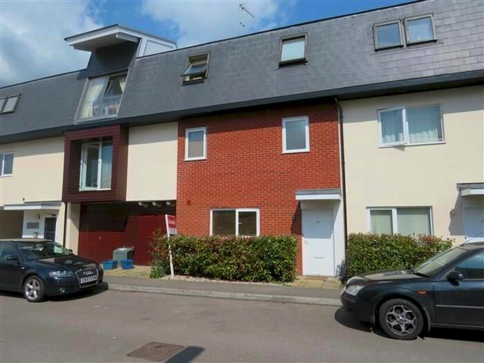 2 Bedroom Flat To Rent In Addenbrookes Road, Newport Pagnell, MK16