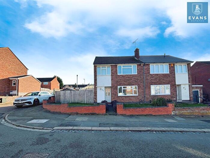 3 Bedroom Semi-Detached House For Sale In Shorncliffe Road, Coundon, Coventry, CV6