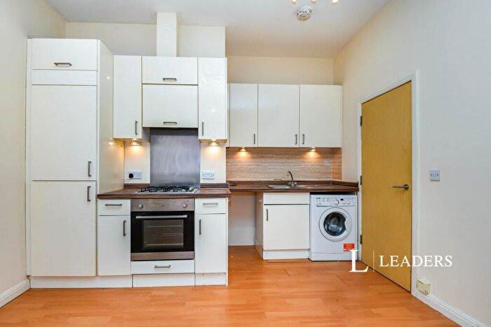2 Bedroom Apartment To Rent In Station Road, Redhill, RH1