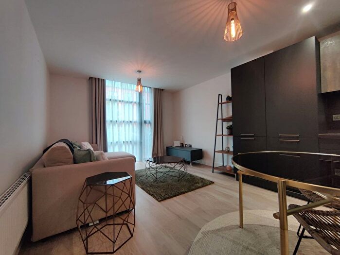 1 Bedroom Flat To Rent In Charlotte Street, Birmingham, B3