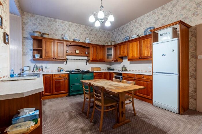 5 Bedroom Villa For Sale In Station Road, Abernethy, PH2