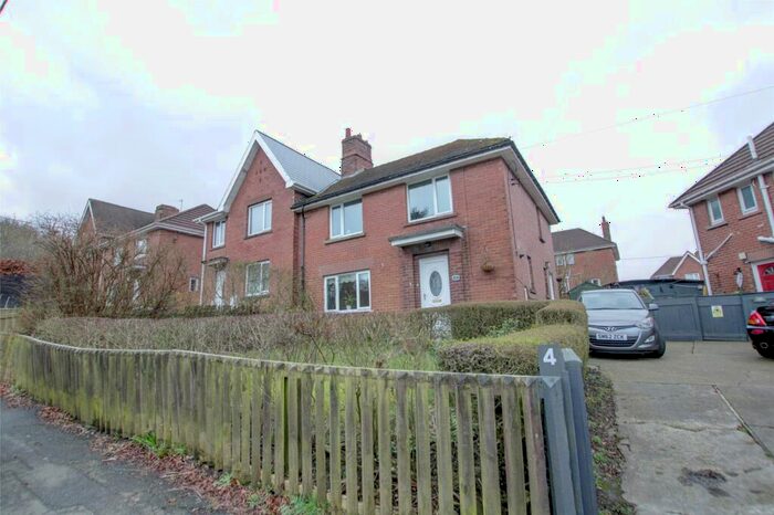 4 Bedroom Semi-Detached House For Sale In Pont Road, Leadgate, Consett, DH8
