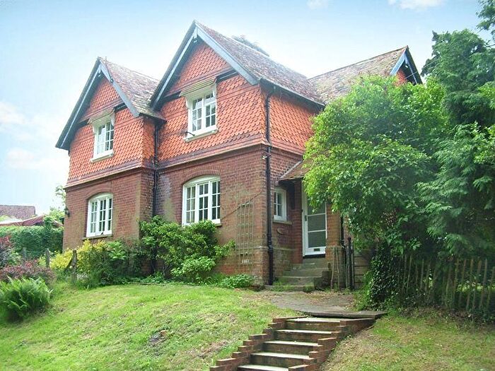 3 Bedroom Semi-Detached House To Rent In Reigate Road, Buckland, RH3
