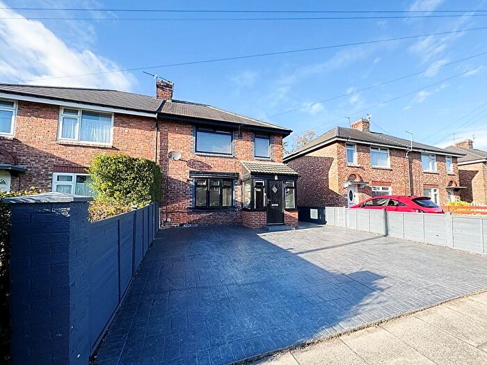 3 Bedroom Semi Detached House For Sale In Prince Road, Wallsend, NE28