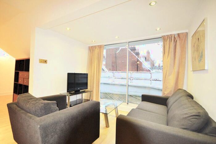 1 Bedroom Flat To Rent In Porter Street, London, W1U