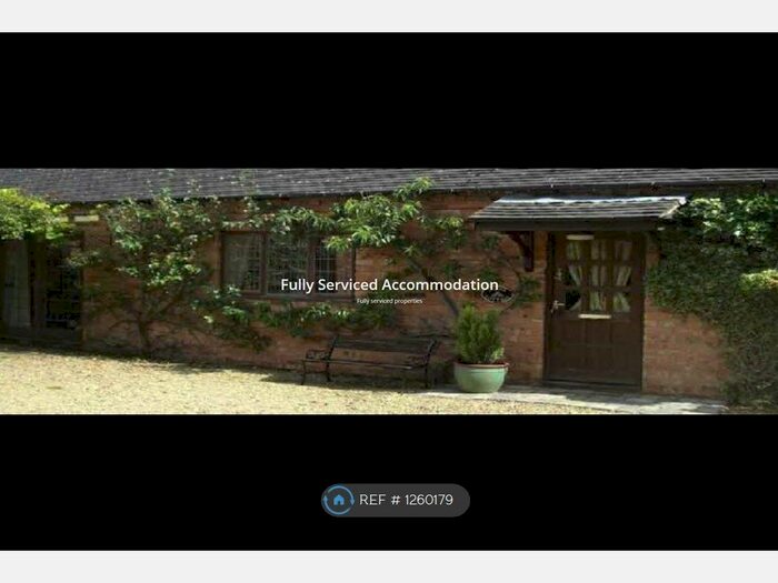 2 Bedroom Bungalow To Rent In Gatehouse Lodges, Cadeby, Nuneaton CV13