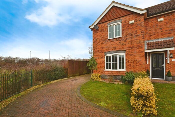 2 Bedroom Semi-Detached House For Sale In Sandpiper Way, Barton-Upon-Humber, DN18