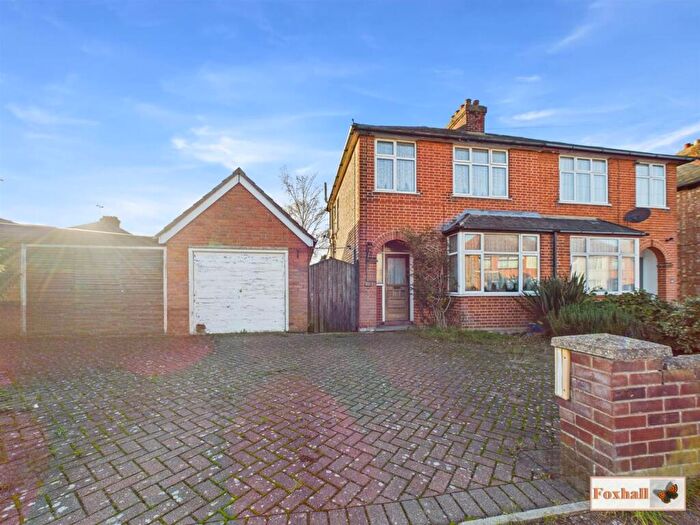 3 Bedroom Semi Detached House For Sale In Bernard Crescent, Ipswich, IP3