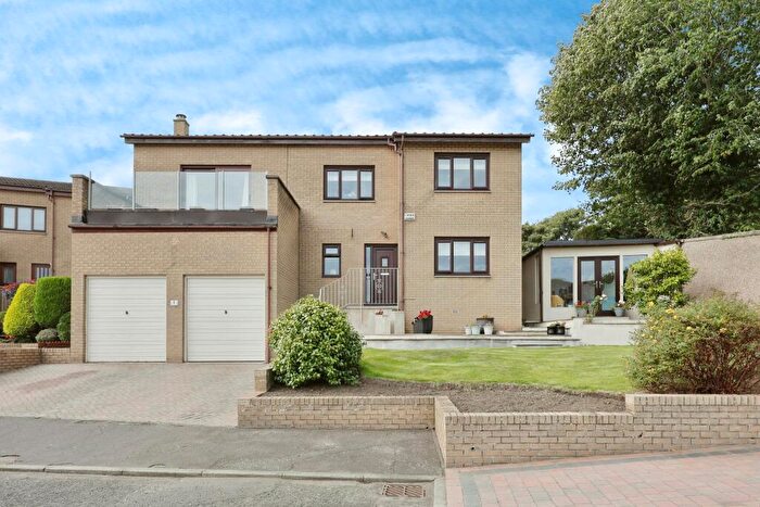 4 Bedroom Detached House For Sale In Johnston Park, Inverkeithing, KY11