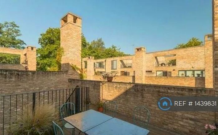 4 Bedroom Terraced House To Rent In Copse Way, Cambridge, CB2