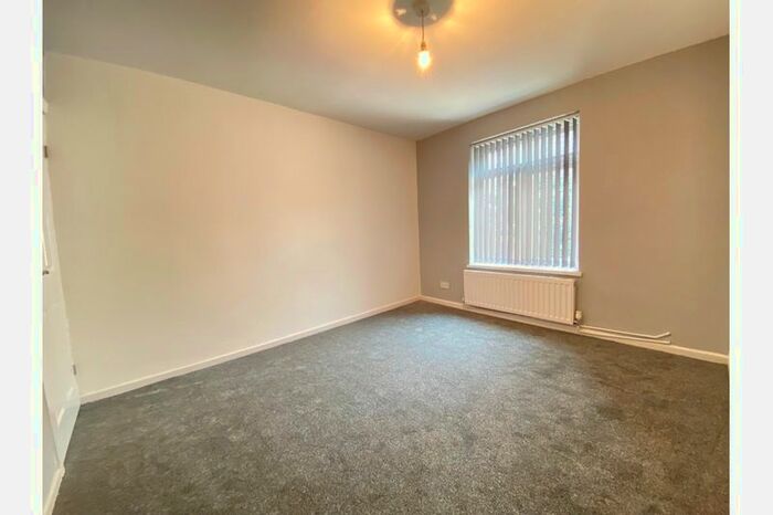 1 Bedroom Flat To Rent In Brighton Road, Balsall Heath, Birmingham, B12