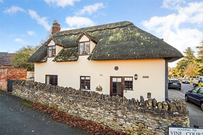 2 Bedroom End Of Terrace House For Sale In High Street, Mickleton, Gloucestershire, GL55