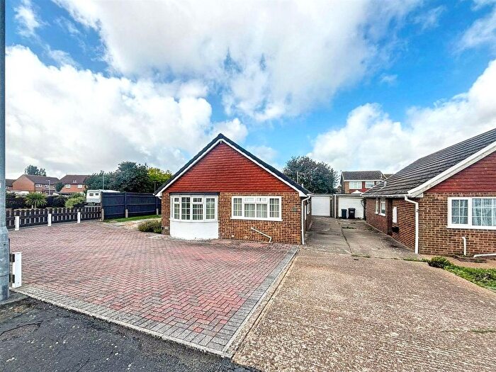 2 Bedroom Detached Bungalow For Sale In Stevenson Close, Eastbourne, BN23