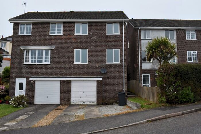 3 Bedroom Semi-Detached House To Rent In Pengarth Rise, Falmouth, TR11