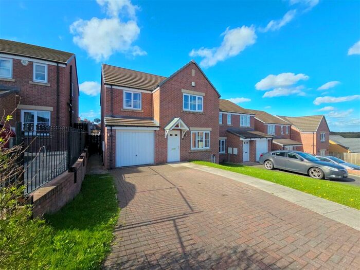 4 Bedroom Detached House For Sale In John Street Way, Wombwell, Barnsley, S73