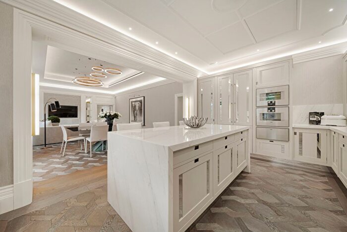 5 Bedroom Town House For Sale In Lowndes Place, London, SW1X - Photo 8